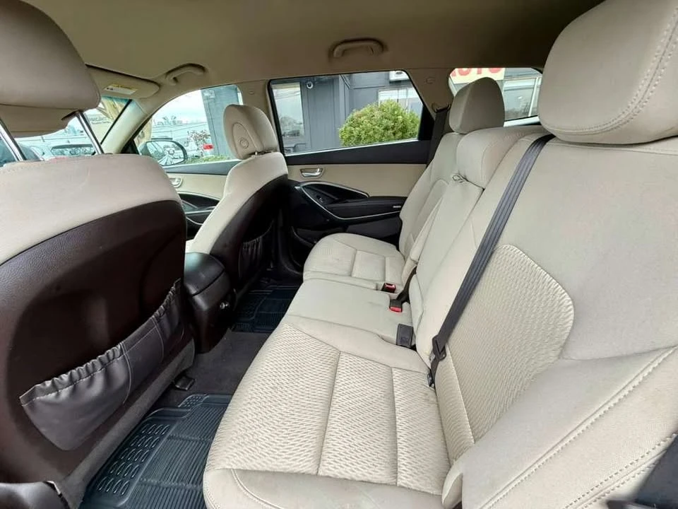2014 Hyundai Santa Fe - Image 7 of 20