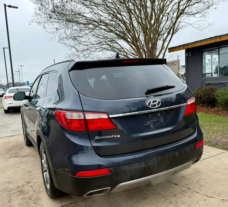 2014 Hyundai Santa Fe - Image 8 of 20