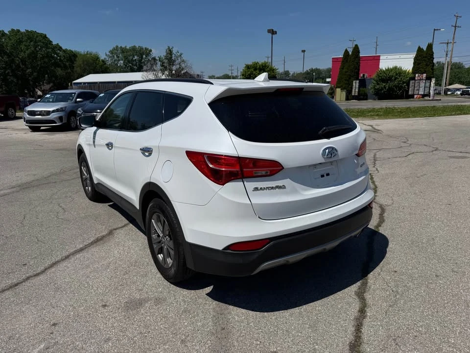 2014 Hyundai Santa Fe - Image 3 of 12
