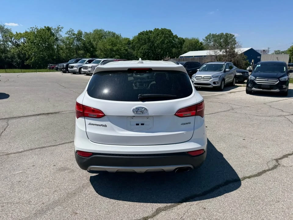 2014 Hyundai Santa Fe - Image 4 of 12