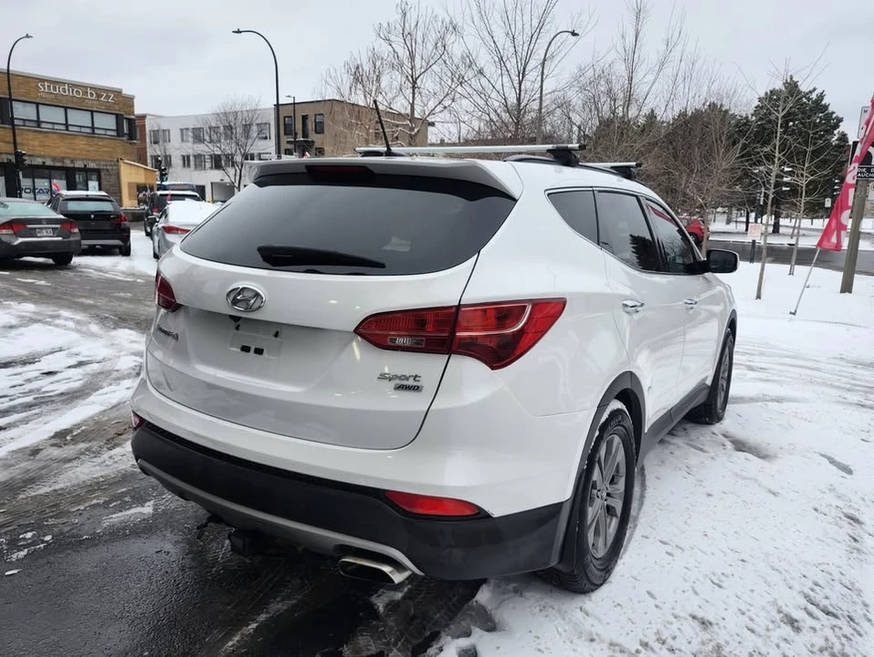 2014 Hyundai Santa Fe - Image 7 of 20