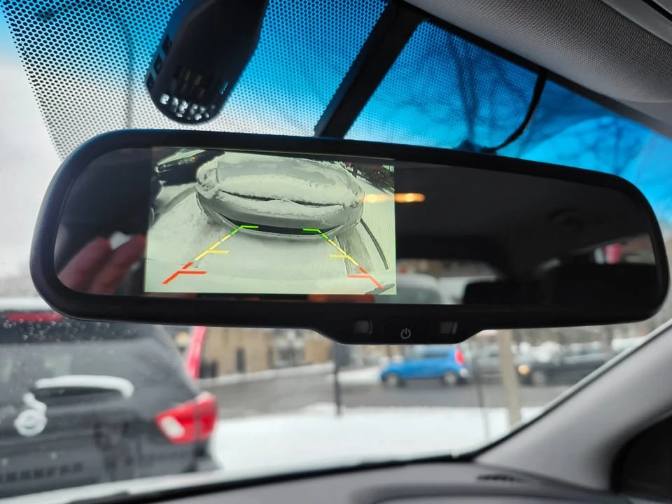 2014 Hyundai Santa Fe - Image 16 of 20