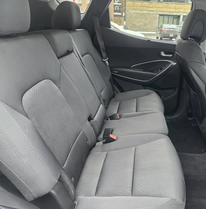 2014 Hyundai Santa Fe - Image 10 of 20