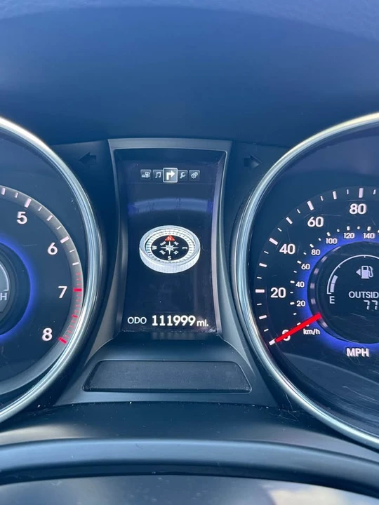 2014 Hyundai Santa Fe - Image 11 of 11