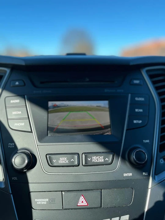 2014 Hyundai Santa Fe - Image 14 of 15