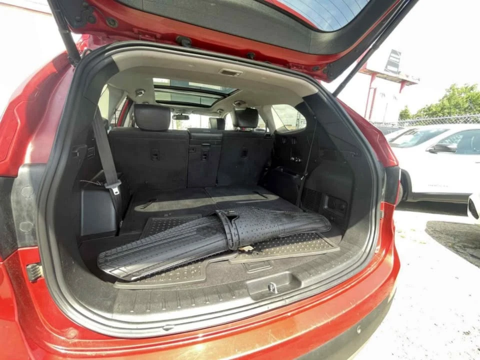 2014 Hyundai Santa Fe - Image 18 of 19