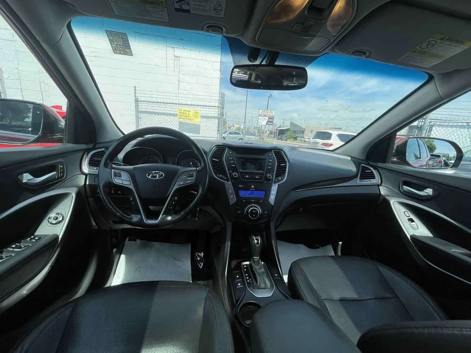 2014 Hyundai Santa Fe - Image 15 of 19
