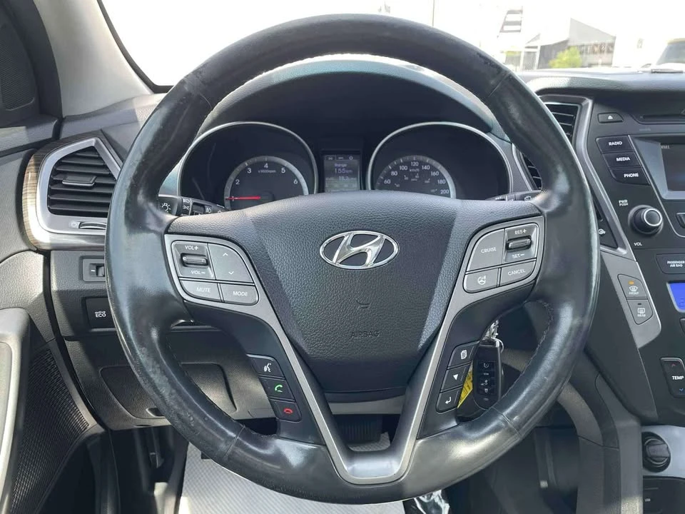 2014 Hyundai Santa Fe - Image 9 of 19