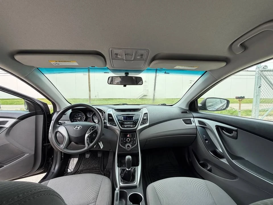 2014 Hyundai Elantra - Image 13 of 18