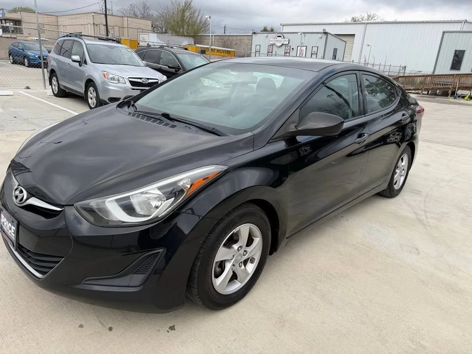 2014 Hyundai Elantra - Image 4 of 18