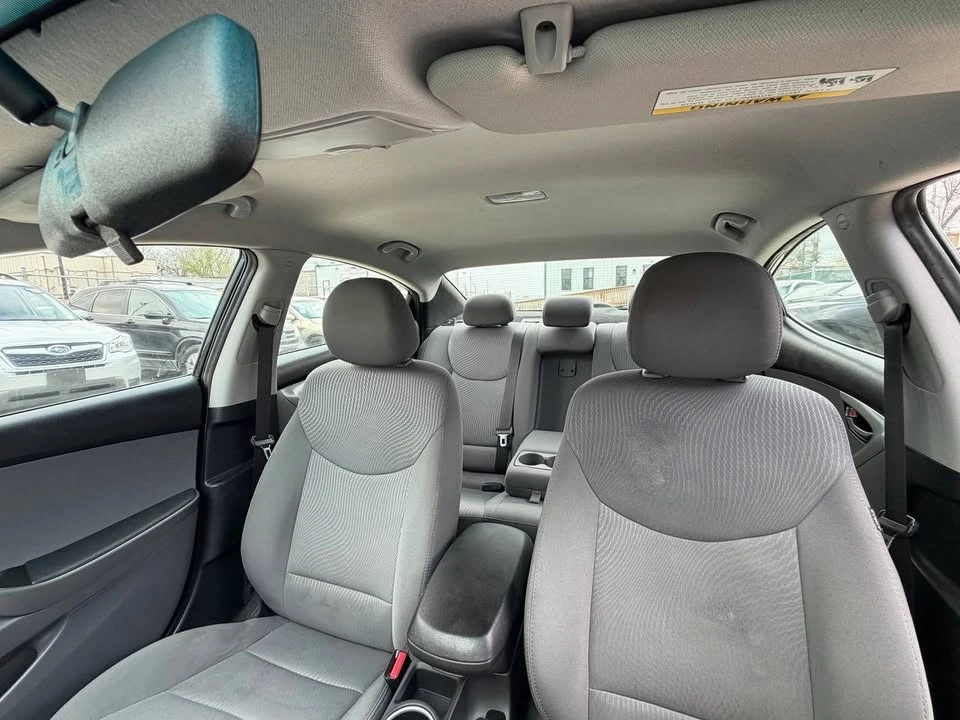 2014 Hyundai Elantra - Image 15 of 18