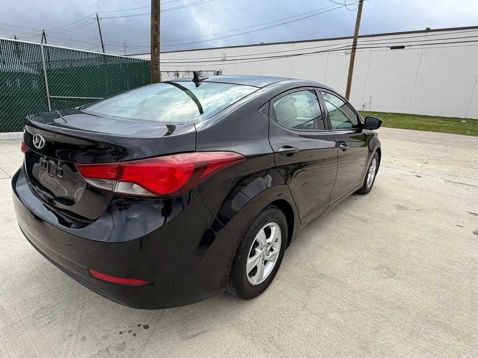 2014 Hyundai Elantra - Image 5 of 18