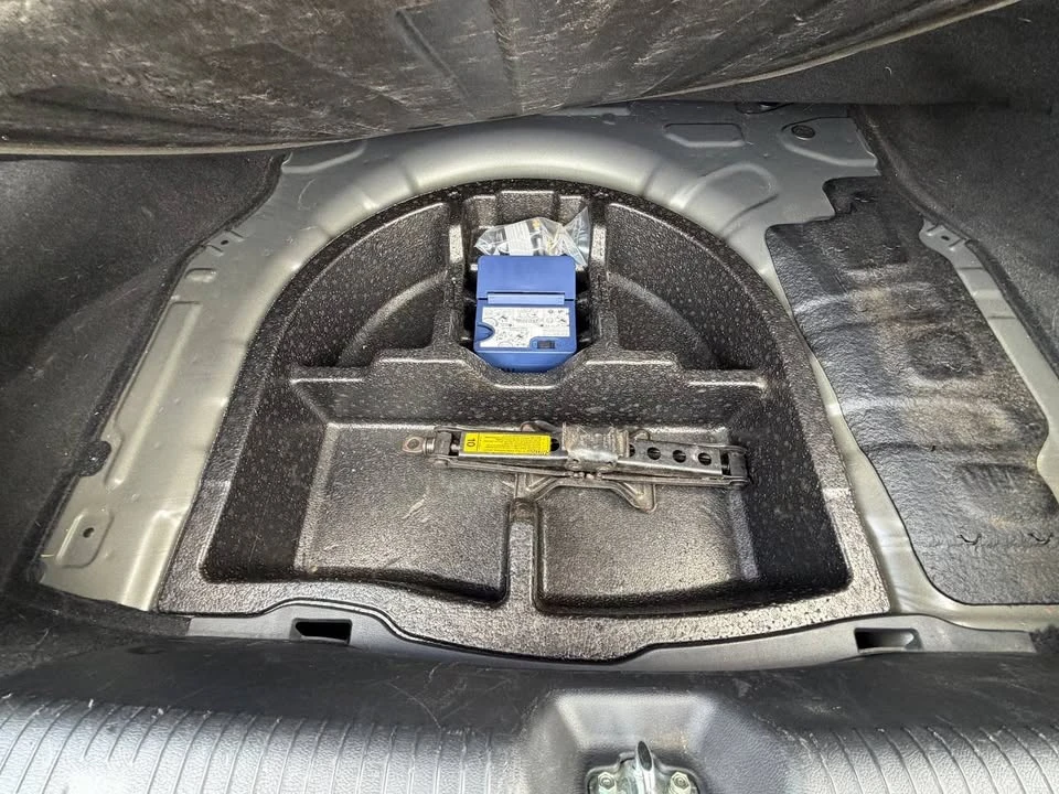 2014 Hyundai Elantra - Image 18 of 18