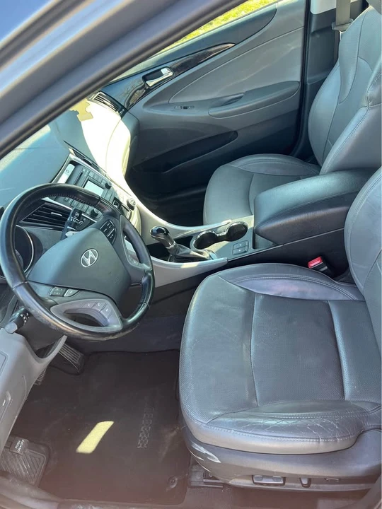 2014 Hyundai Sonata - Image 5 of 8