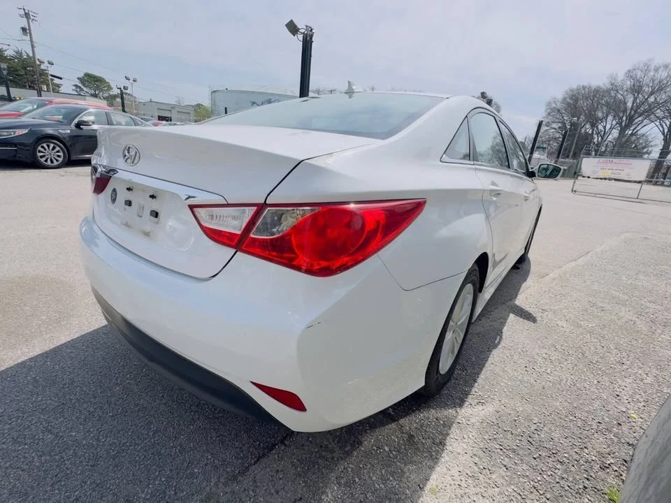 2014 Hyundai Sonata - Image 7 of 20