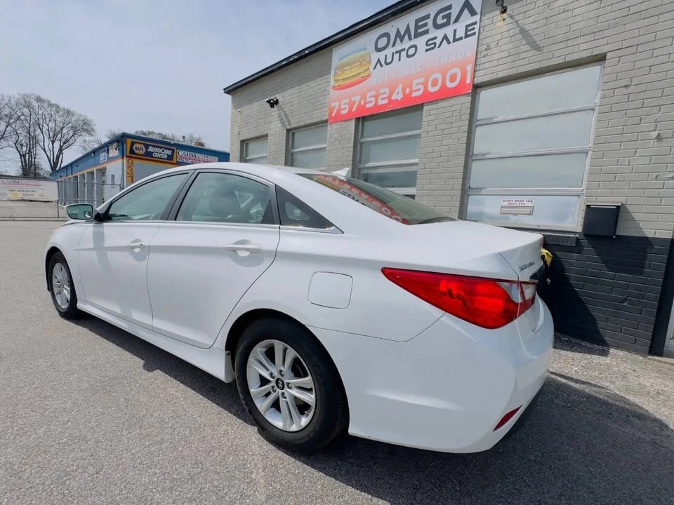 2014 Hyundai Sonata - Image 4 of 20