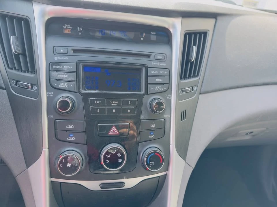 2014 Hyundai Sonata - Image 18 of 20