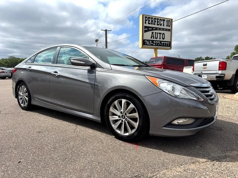 2014 Hyundai Sonata - Image 2 of 10