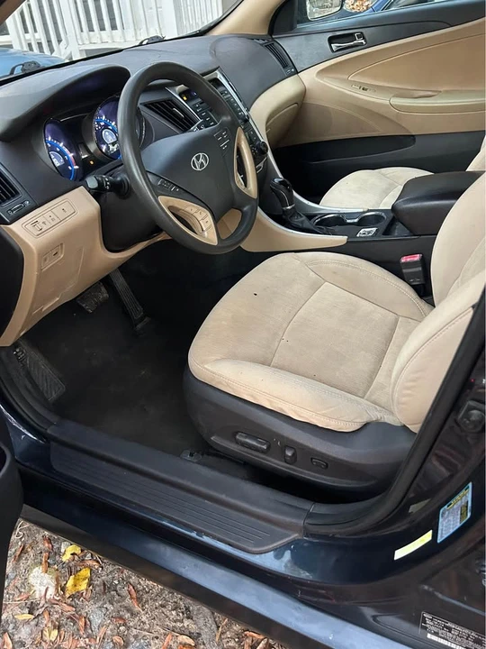 2014 Hyundai Sonata - Image 7 of 9