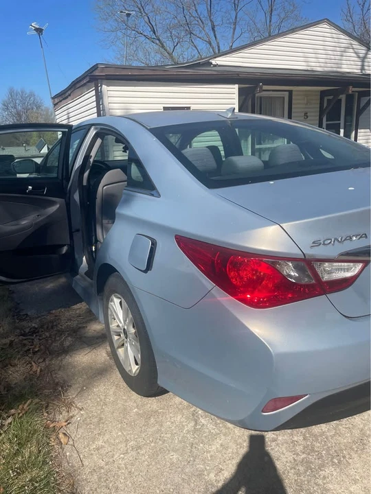 2014 Hyundai Sonata - Image 15 of 19