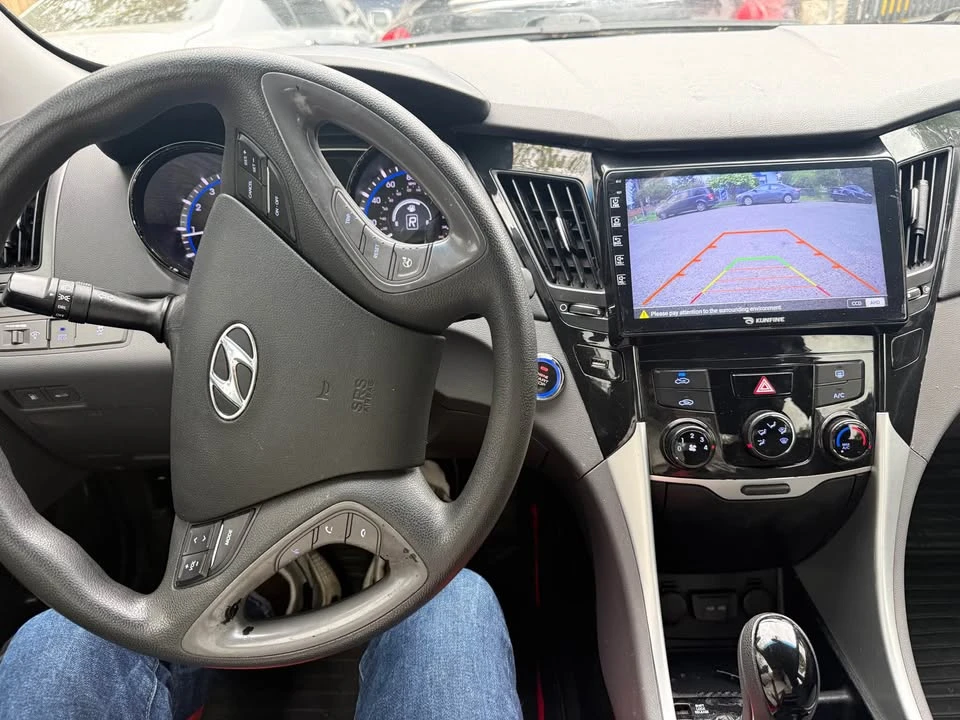 2014 Hyundai Sonata - Image 7 of 8
