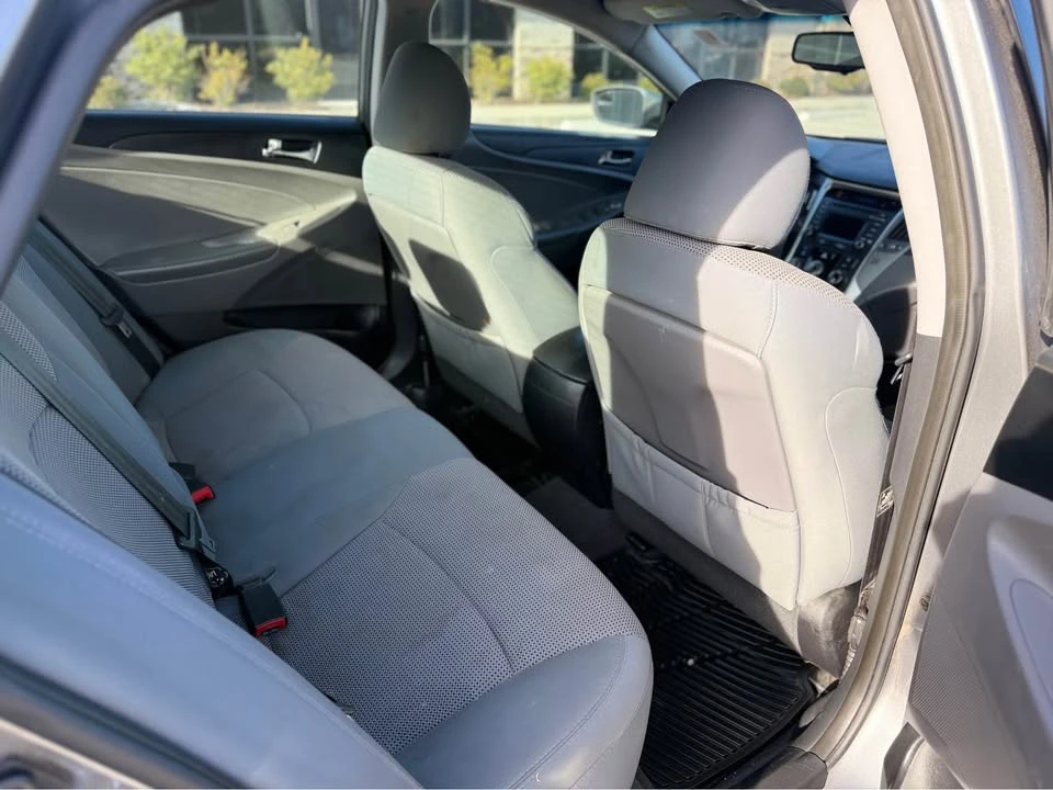 2014 Hyundai Sonata - Image 8 of 13