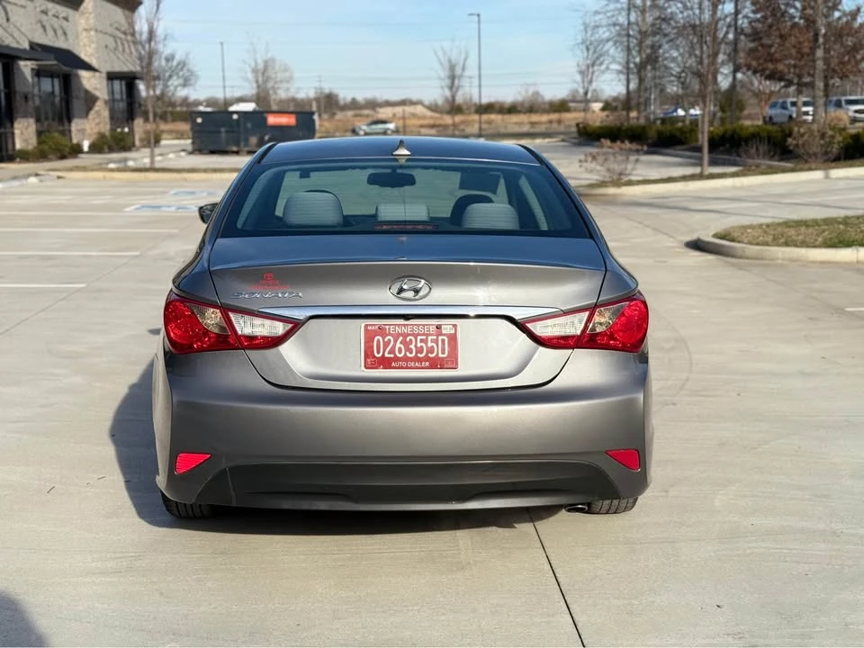 2014 Hyundai Sonata - Image 5 of 13
