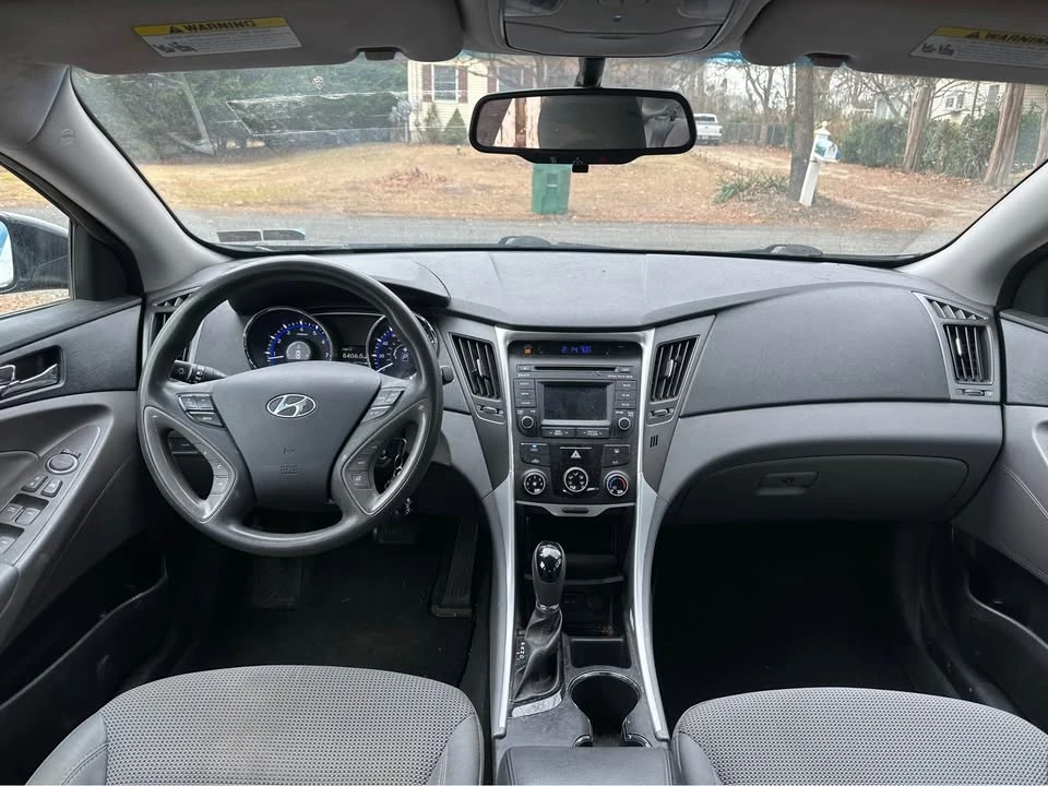 2014 Hyundai Sonata - Image 8 of 8