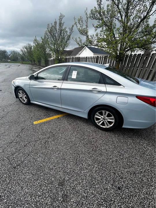 2014 Hyundai Sonata - Image 7 of 11