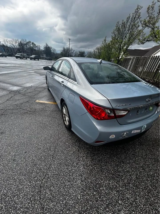 2014 Hyundai Sonata - Image 6 of 11