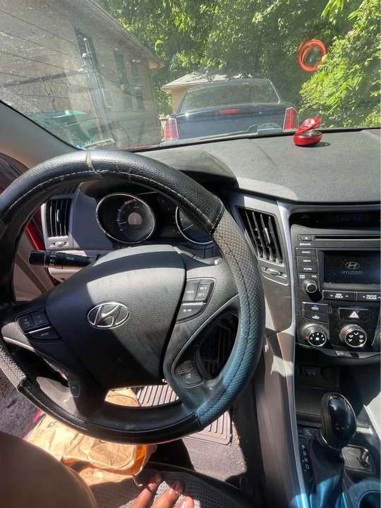 2014 Hyundai Sonata - Image 7 of 15