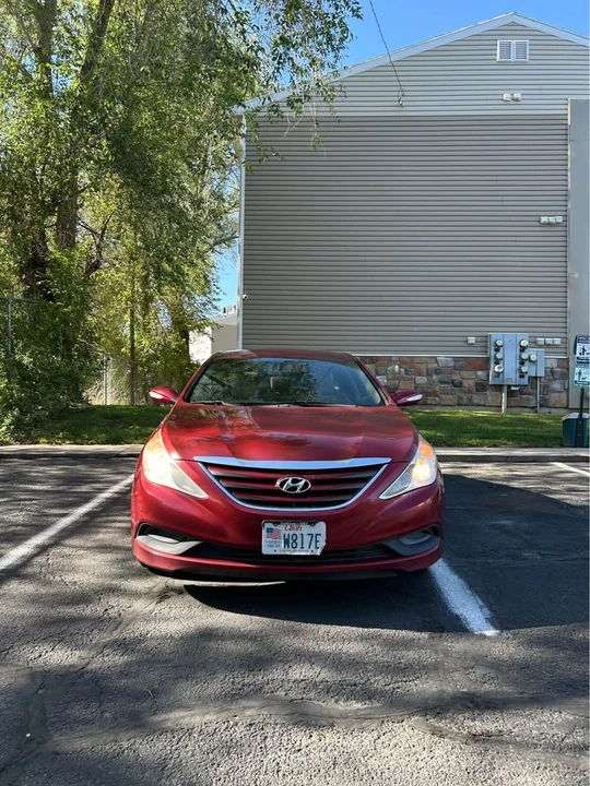 2014 Hyundai Sonata - Image 2 of 10