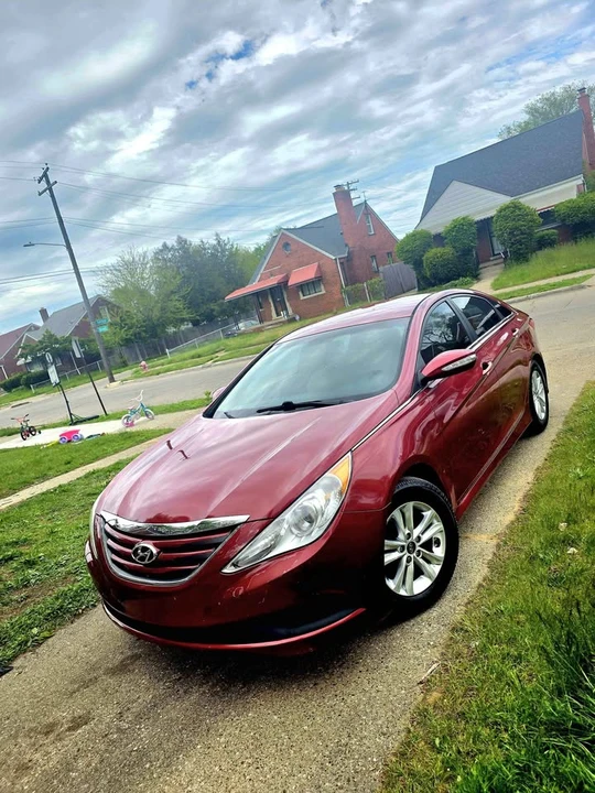 2014 Hyundai Sonata - Image 5 of 15