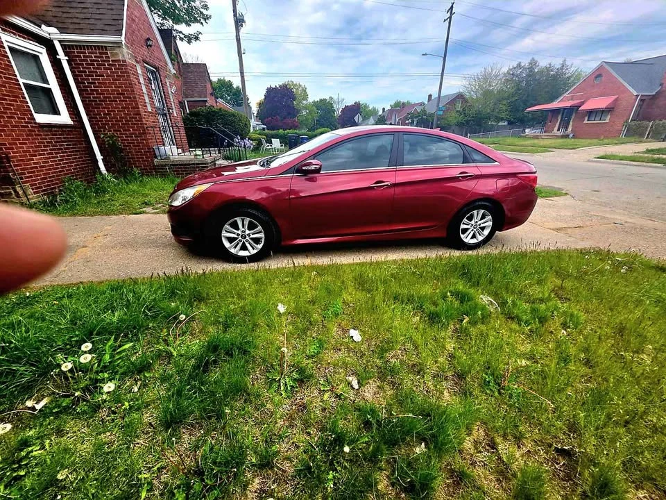2014 Hyundai Sonata - Image 14 of 15