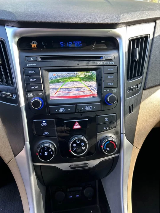2014 Hyundai Sonata - Image 8 of 10
