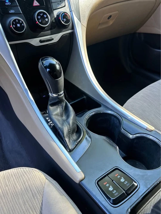 2014 Hyundai Sonata - Image 7 of 10
