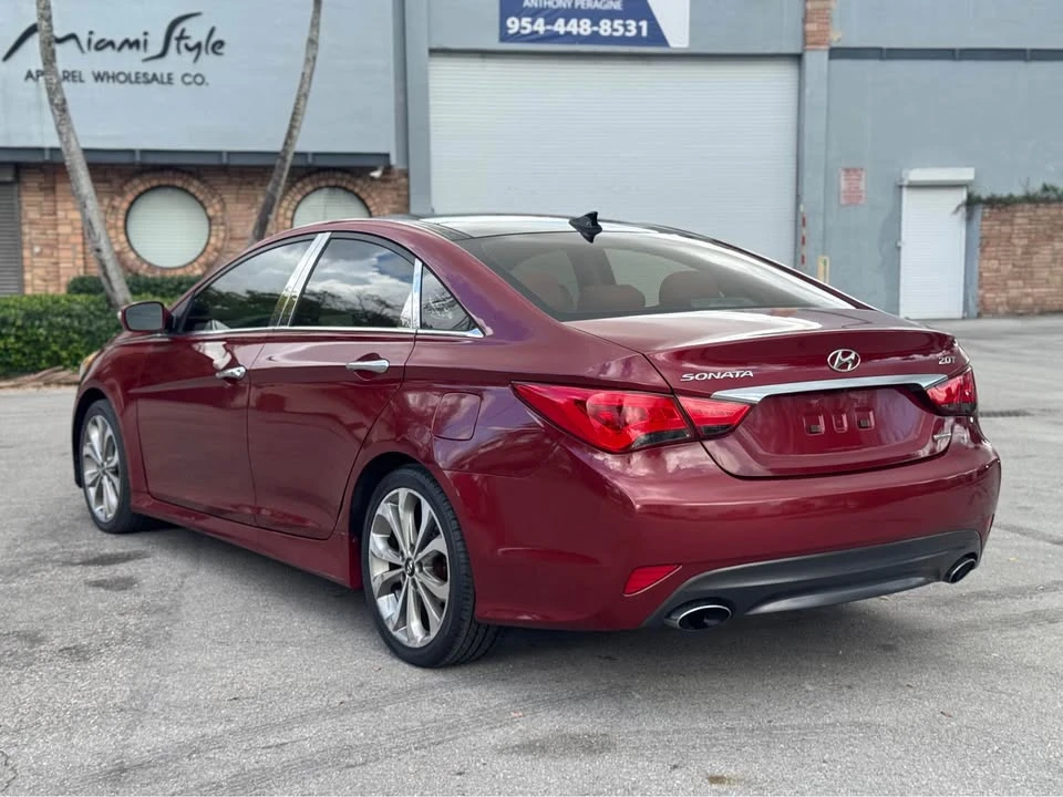 2014 Hyundai Sonata - Image 4 of 11