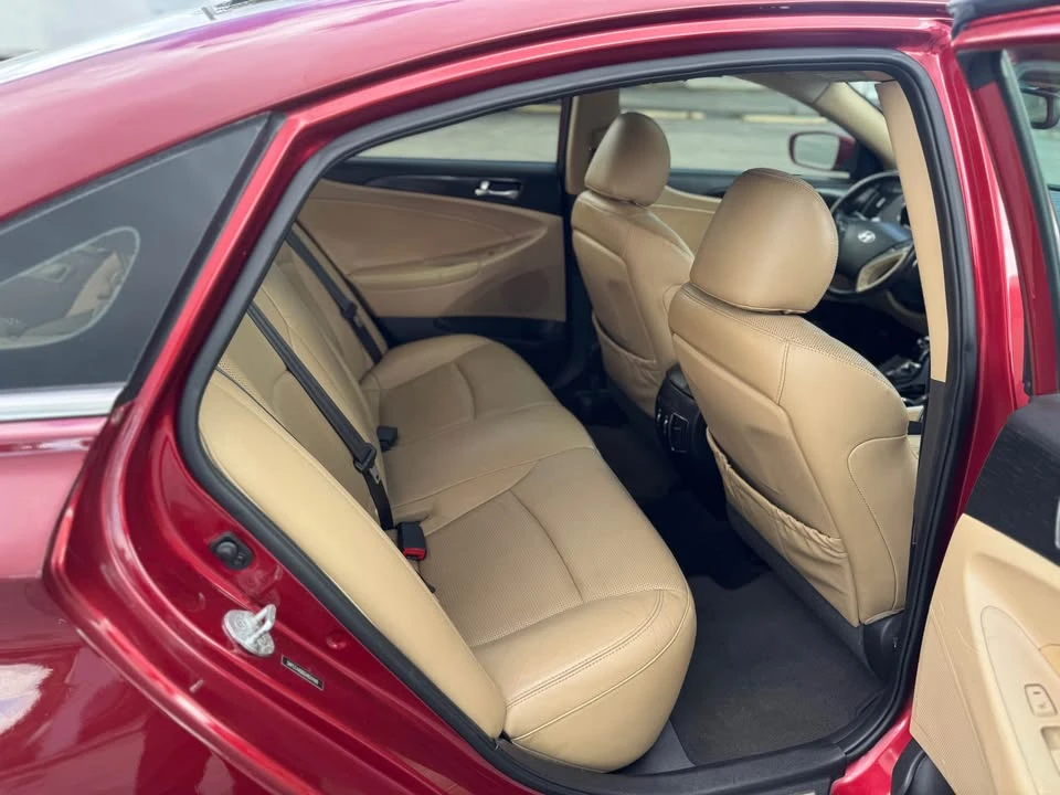 2014 Hyundai Sonata - Image 8 of 11