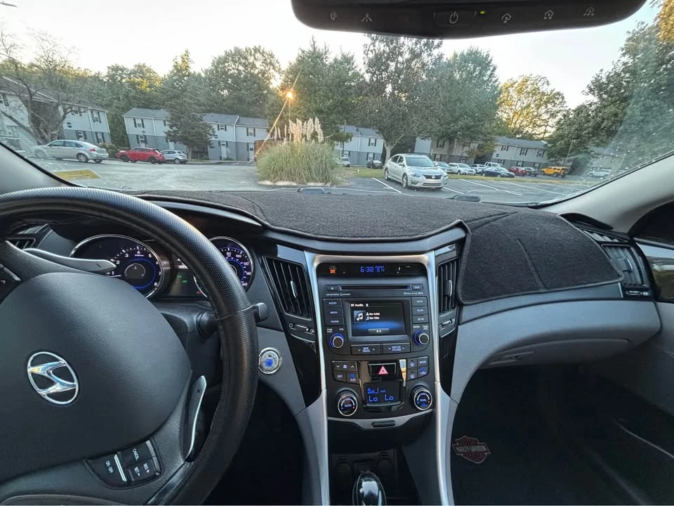 2014 Hyundai Sonata - Image 4 of 6