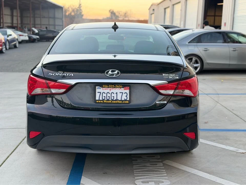 2014 Hyundai Sonata - Image 6 of 18
