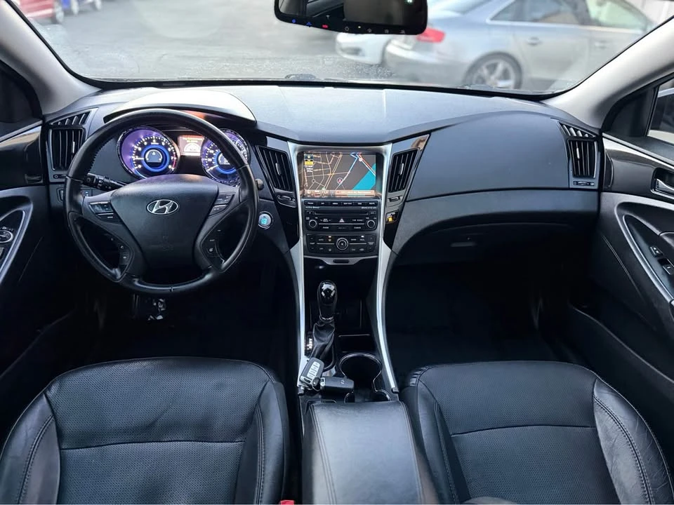 2014 Hyundai Sonata - Image 17 of 18