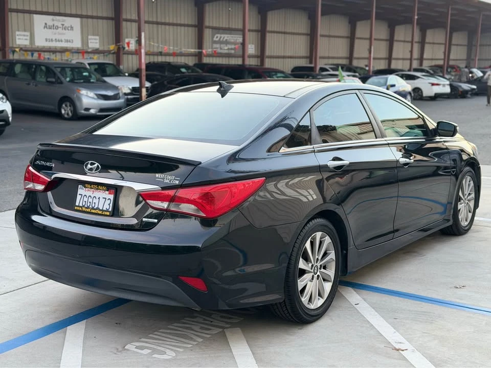 2014 Hyundai Sonata - Image 5 of 18