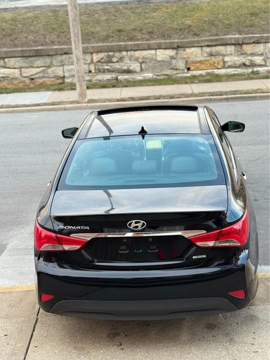 2014 Hyundai Sonata - Image 4 of 17