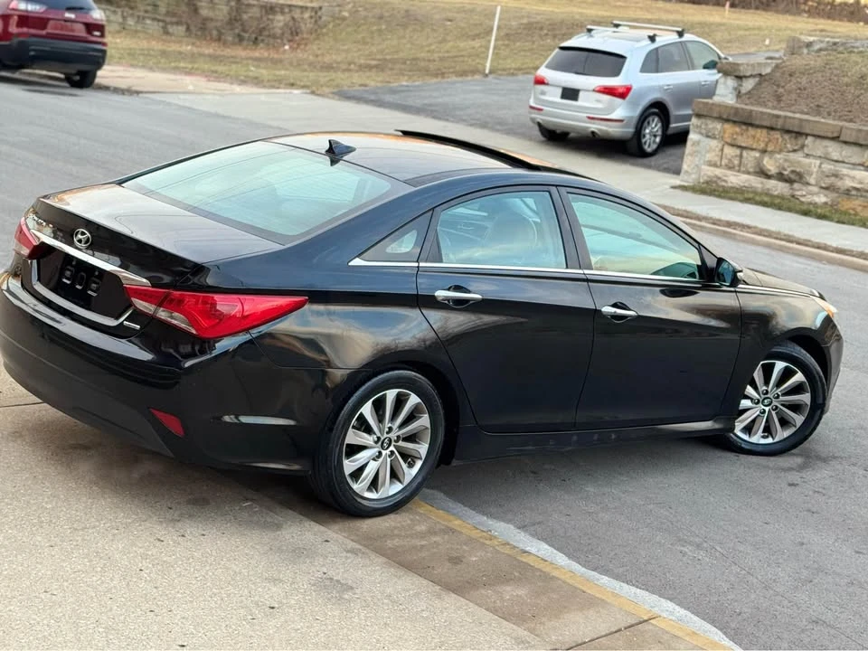 2014 Hyundai Sonata - Image 7 of 17