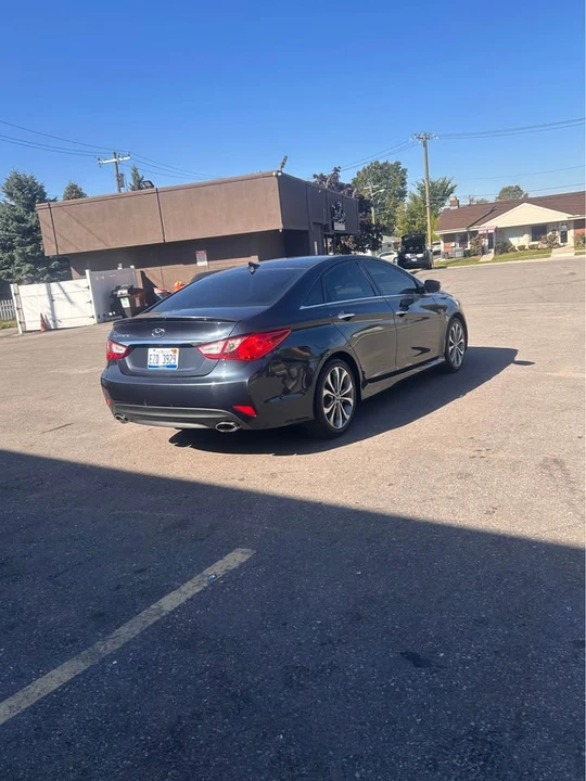 2014 Hyundai Sonata - Image 2 of 7