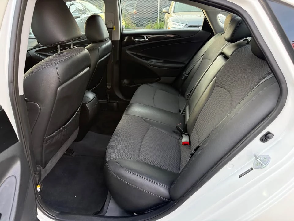 2014 Hyundai Sonata - Image 18 of 20