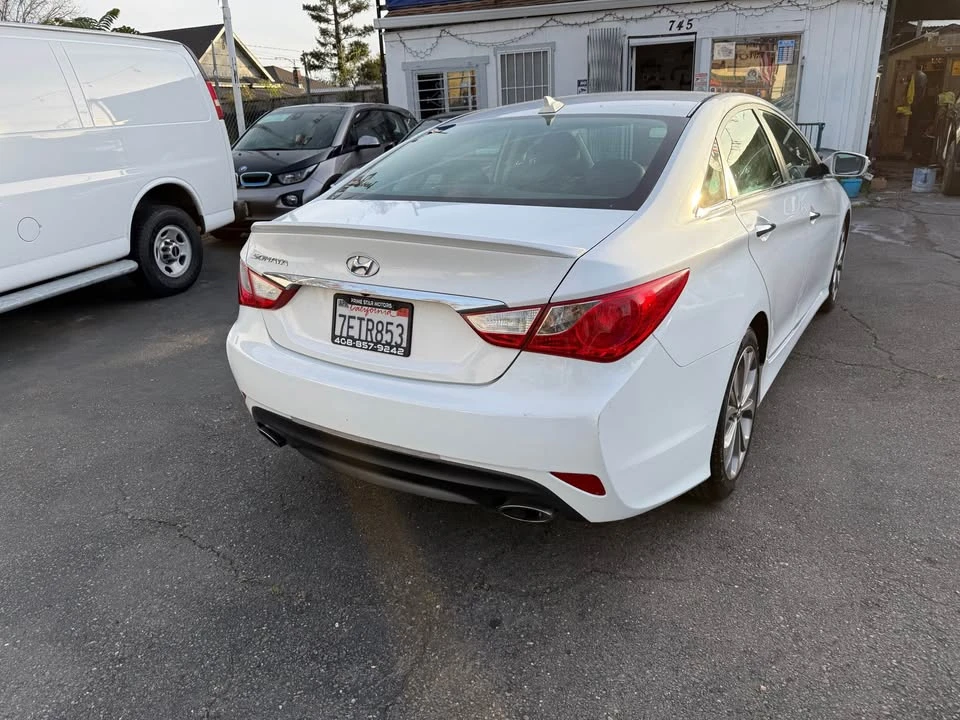 2014 Hyundai Sonata - Image 9 of 20