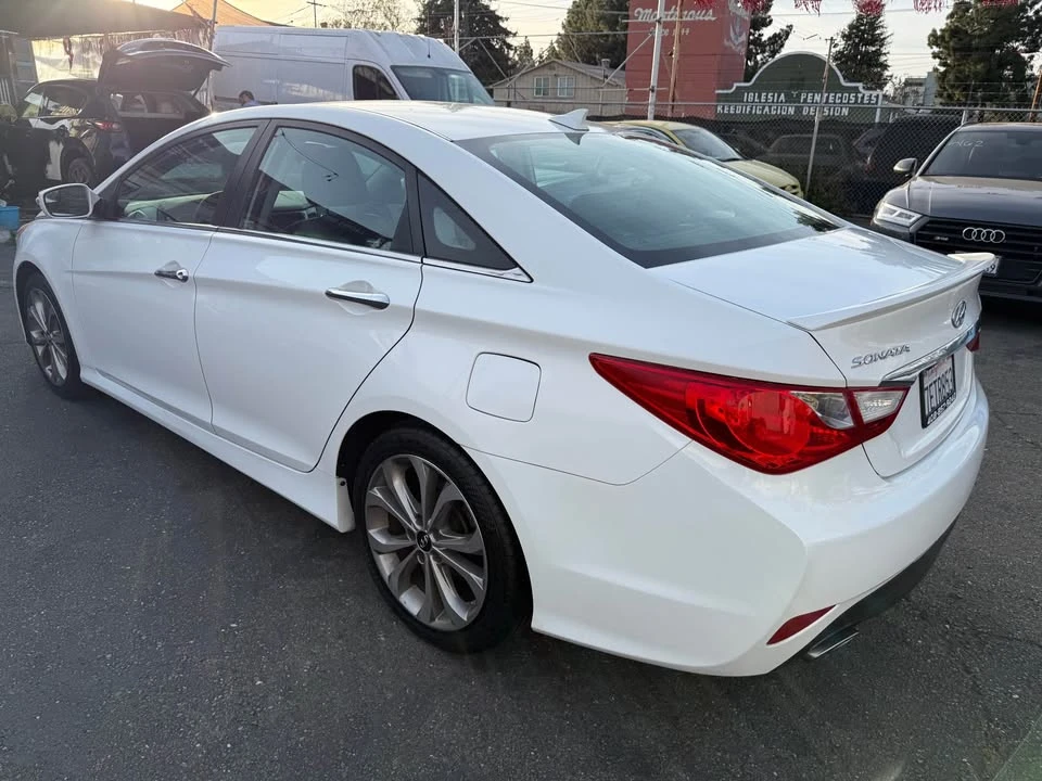 2014 Hyundai Sonata - Image 7 of 20