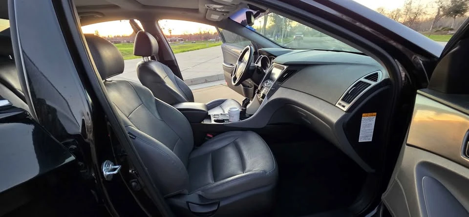2014 Hyundai Sonata - Image 9 of 18