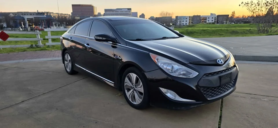 2014 Hyundai Sonata - Image 4 of 18